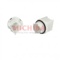 VOLVO FH12 LAMP SOCKET-3 PIN